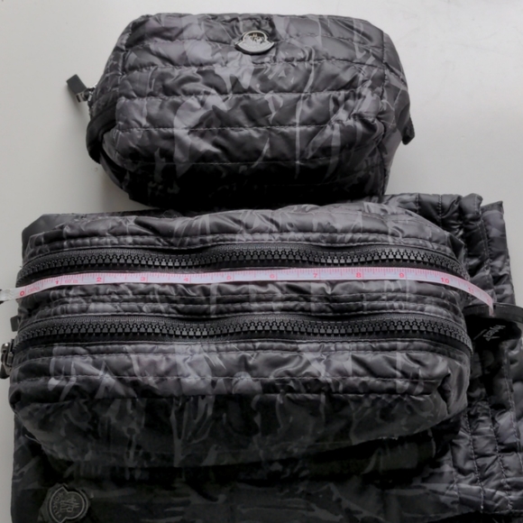 Limited Moncler x Rimowa travel bags - Picture 11 of 12